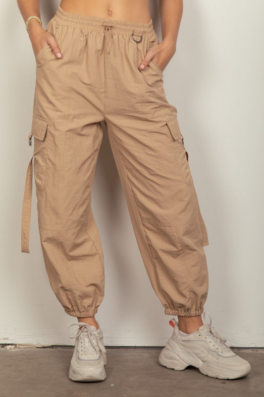 VERY J Elastic Waist Woven Cargo Pants in Taupe