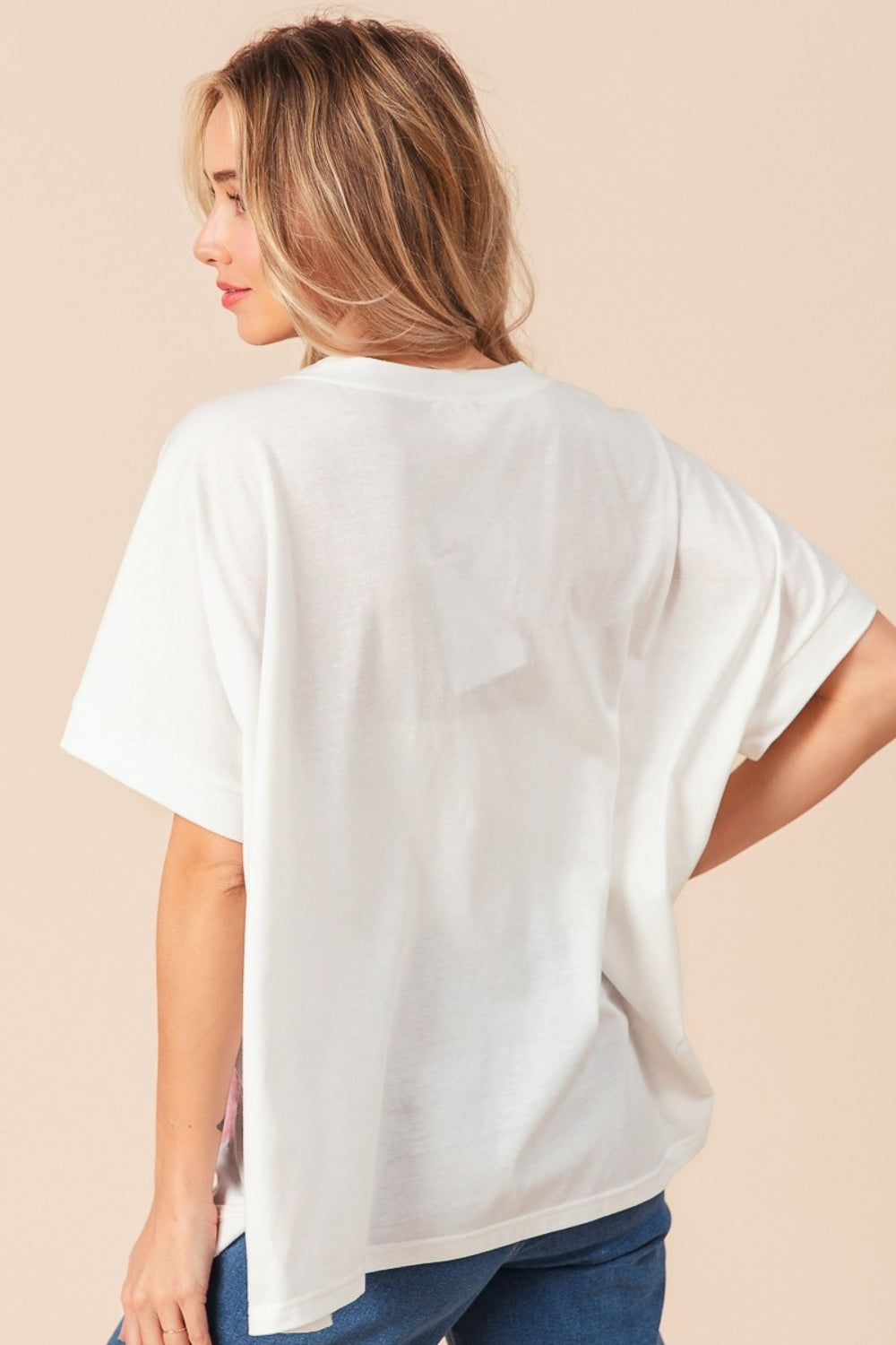 BiBi Sequin Bow Patch Short Sleeve T-Shirt in Off White