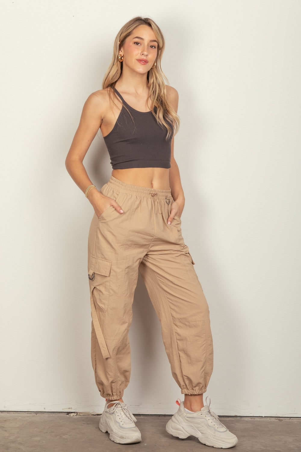 VERY J Elastic Waist Woven Cargo Pants in Taupe