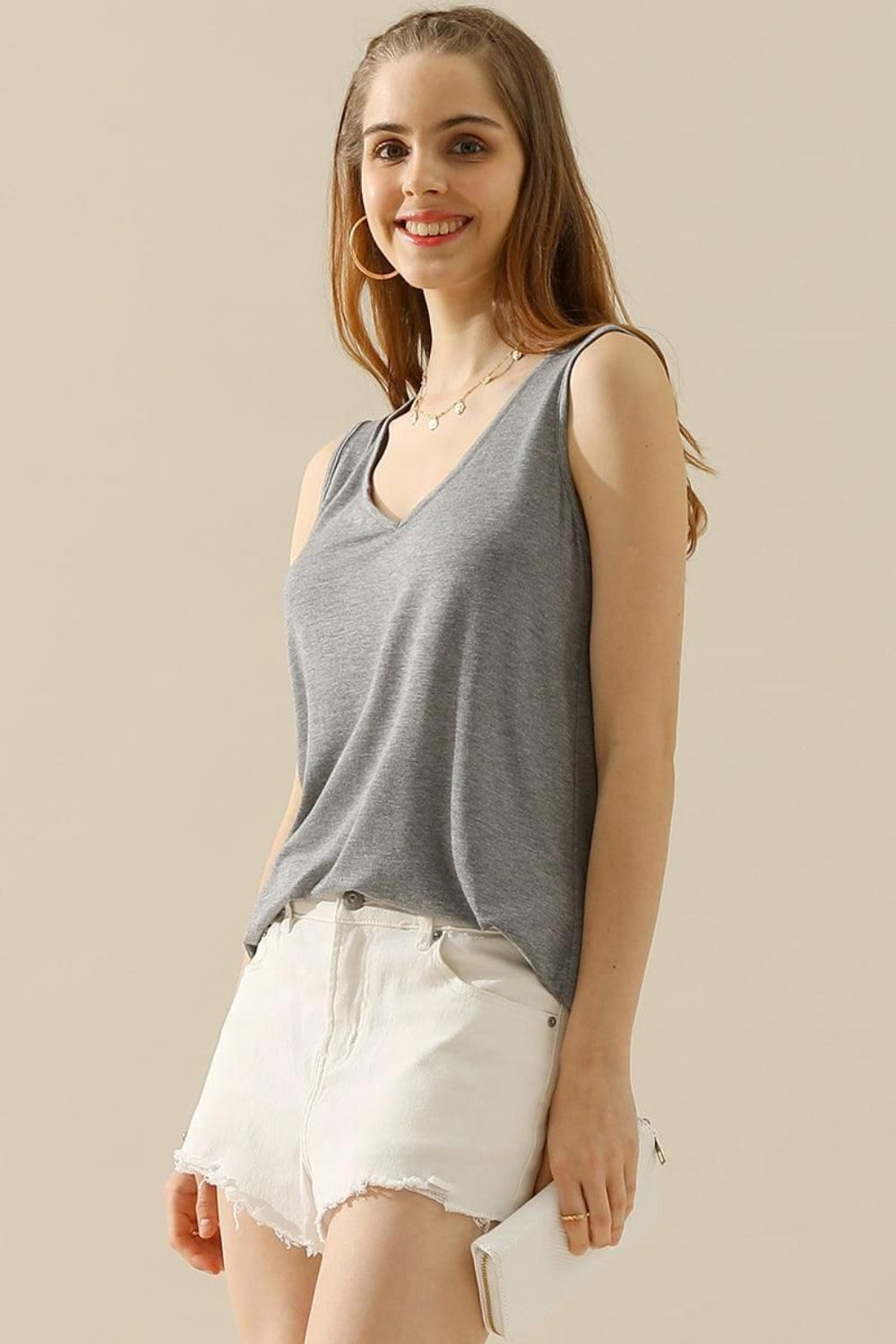 Ninexis V-Neck Curved Hem Tank